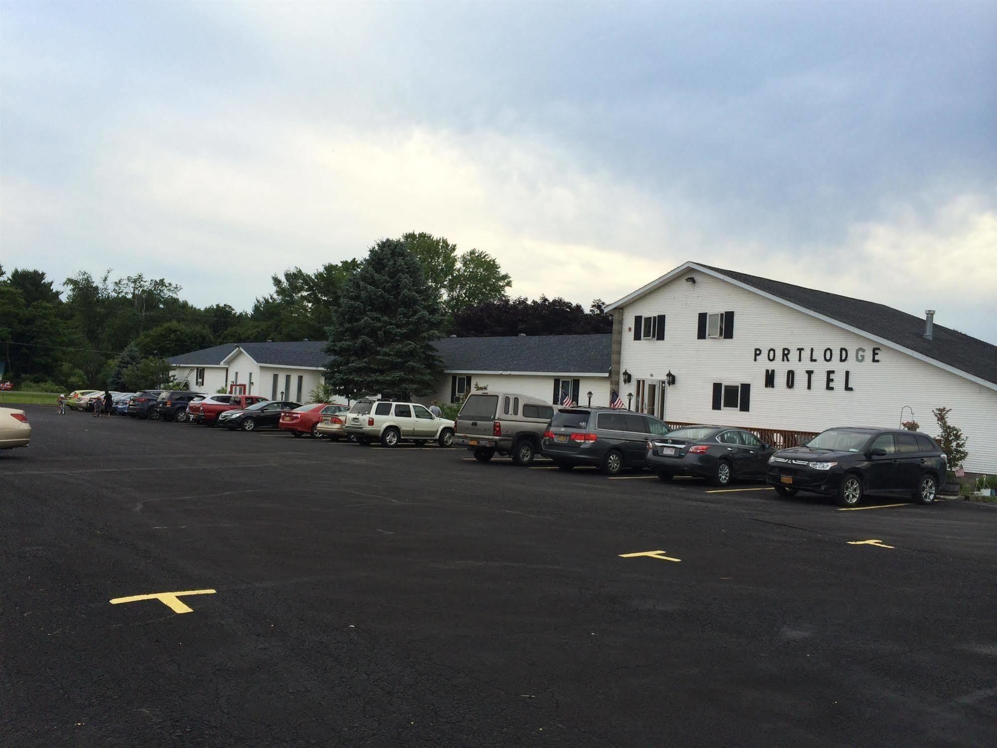 Port Lodge Motel Pulaski Esterno foto